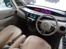 Jual cepat Mazda Biante 2.0 Automatic 2012 di DIY Yogyakarta 8