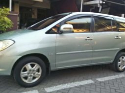 Jual cepat Toyota Kijang Innova G 2005 di Jawa Timur 3