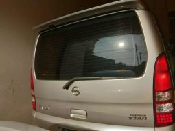 Jual mobil Nissan Serena Highway Star 2010 bekas, Jawa Timur 4