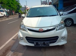 Jual mobil bekas murah Toyota Avanza Veloz 1.5 2012 di DKI Jakarta 2