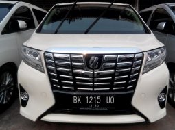 Mobil Toyota Alphard G 2015 dijual, Sumatra Utara 1