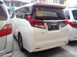 Mobil Toyota Alphard G 2015 dijual, Sumatra Utara 2