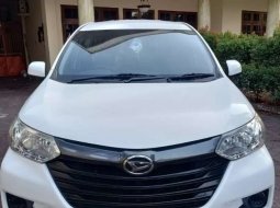 Mobil Daihatsu Xenia 2016 1.3 Manual terbaik di DKI Jakarta 4