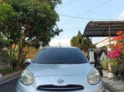 Dijual mobil bekas Nissan March 1.2 Automatic, Jawa Timur  4