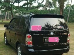 Mobil Hyundai Trajet 2009 terbaik di Banten 5