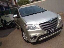 DKI Jakarta, jual mobil Toyota Kijang Innova E 2014 dengan harga terjangkau 7