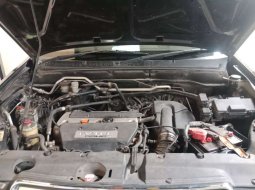 Mobil Honda CR-V 2006 2.0 i-VTEC dijual, Kalimantan Selatan 8