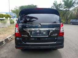 Jual cepat Toyota Kijang Innova V Luxury 2012 di DKI Jakarta 7