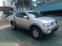 Mobil Mitsubishi L200 Strada 2007 GLS dijual, DKI Jakarta 6