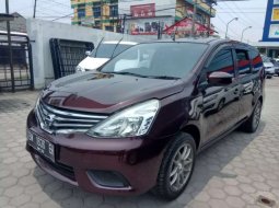 Riau, Nissan Grand Livina SV 2017 kondisi terawat 3