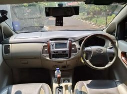 Jual cepat Toyota Kijang Innova V Luxury 2012 di DKI Jakarta 4