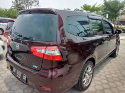 Riau, Nissan Grand Livina SV 2017 kondisi terawat 2