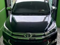 Jawa Barat, jual mobil Toyota Kijang Innova Q 2017 dengan harga terjangkau 2