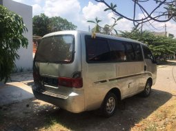 Jual mobil bekas murah Kia Travello 2006 di Jawa Barat 1