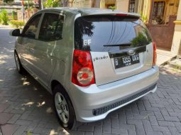 Jawa Timur, jual mobil Kia Picanto 2010 dengan harga terjangkau 12