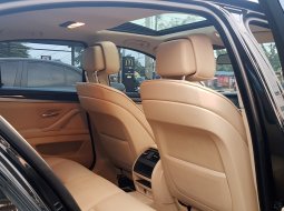 Mobil BMW 5 Series 523i 2010 terawat di DKI Jakarta 4