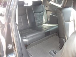 Mobil Nissan Grand Livina 1.5 Ultimate 2011 terawat di Jawa Timur  8