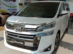 Toyota Vellfire G 2019 Ready Stock di Jawa Timur 1