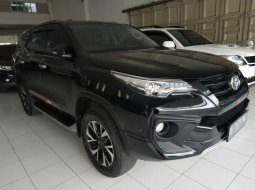 DI Yogyakarta, dijual mobil Toyota Fortuner TRD 2019 murah  5