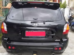 Sumatra Barat, Hyundai Santa Fe 2002 kondisi terawat 5