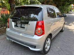 Jawa Timur, jual mobil Kia Picanto 2010 dengan harga terjangkau 11