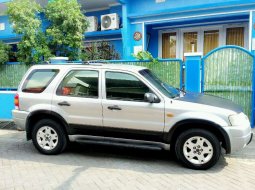 Jual Ford Escape XLT 2006 harga murah di Jawa Timur 5