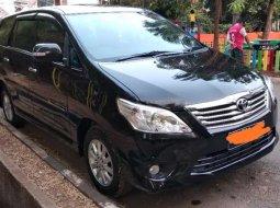 Jawa Barat, jual mobil Toyota Kijang Innova V 2012 dengan harga terjangkau 5