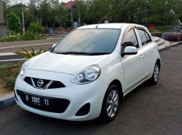 Jual mobil bekas murah Nissan March 2014 di Jawa Barat 9