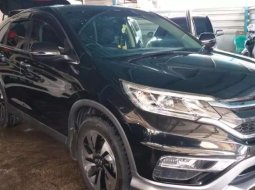 Mobil Honda CR-V 2015 Prestige dijual, Lampung 1