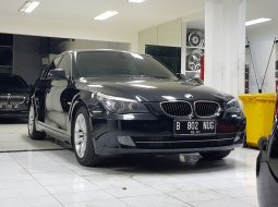 Jual cepat BMW 5 Series 523i 2010 di DKI Jakarta 4