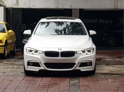 BMW 3 Series 330i 2016 Terbaik, DKI Jakarta 1