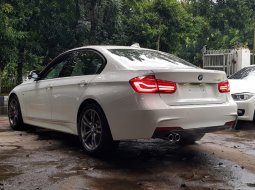 BMW 3 Series 330i 2016 Terbaik, DKI Jakarta 4