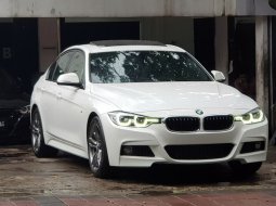 BMW 3 Series 330i 2016 Terbaik, DKI Jakarta 6