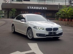 Jual cepat BMW 5 Series 528i 2015 di DKI Jakarta 2