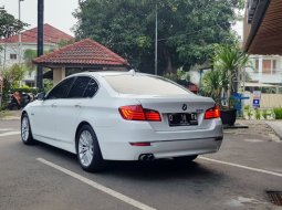 Jual cepat BMW 5 Series 528i 2015 di DKI Jakarta 3