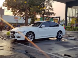 Jual mobil BMW 3 Series 320i 2016 murah di DKI Jakarta 5