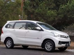 Jual Daihatsu Xenia R 2013 harga murah di Jawa Tengah 9