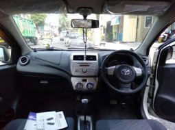 Jawa Timur, jual mobil Toyota Agya TRD Sportivo 2013 dengan harga terjangkau 4