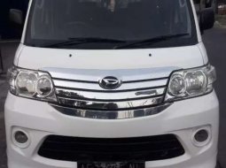 Jual mobil bekas murah Daihatsu Luxio X 2015 di Jawa Timur 5