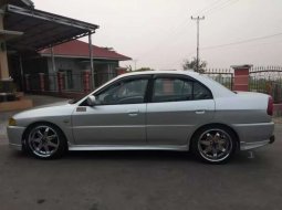 Jual mobil Mitsubishi Lancer 2000 bekas, Sumatra Barat 12