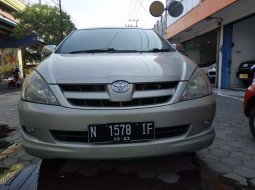 Jawa Timur, jual mobil Toyota Kijang Innova G 2005 dengan harga terjangkau 5