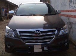 Jawa Barat, jual mobil Toyota Kijang Innova 2.0 G 2015 dengan harga terjangkau 2