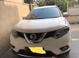 Dijual mobil bekas Nissan X-Trail 2.5 CVT, Jawa Timur  2