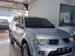 Mobil Mitsubishi Pajero Sport 2011 GLX dijual, Sumatra Selatan 1