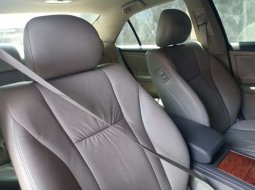 Mobil Toyota Camry 2010 V terbaik di DKI Jakarta 1