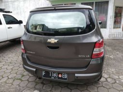 Jawa Barat, Chevrolet Spin LS 2014 kondisi terawat 10