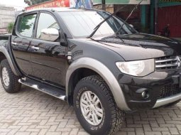 Jual mobil Mitsubishi Triton 2014 bekas, Riau 8