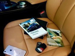 Jual mobil BMW 3 Series 320i Luxury Tahun 2019 terbaik di Jawa Timur 5