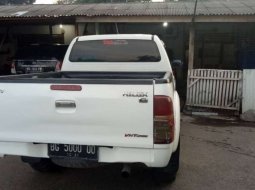 Mobil Toyota Hilux 2014 terbaik di Sumatra Selatan 5