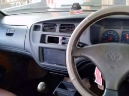 Mobil Toyota Kijang 2000 Kapsul terbaik di Sumatra Utara 5